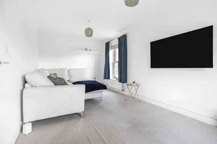 4 Bedroom Detached House for Sale Bicester