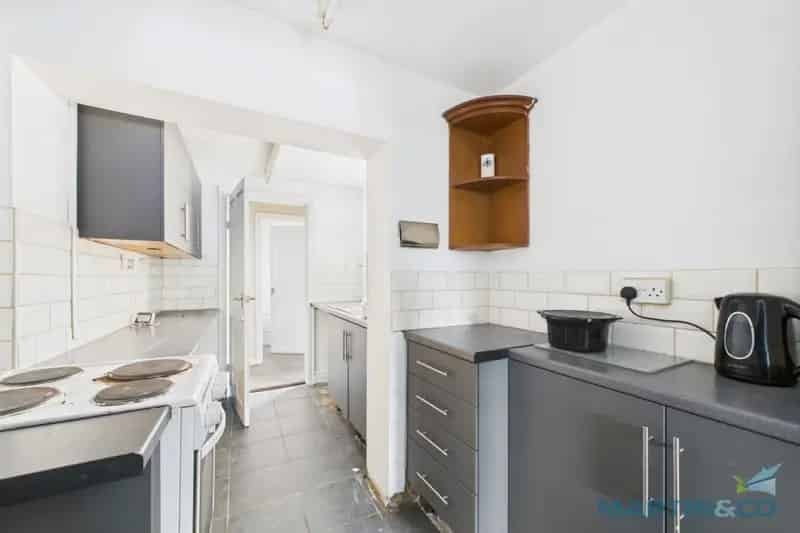 2 bedroom House
 For Sale
