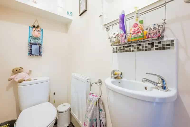 3 Bedroom Modern Townhouse For Sale