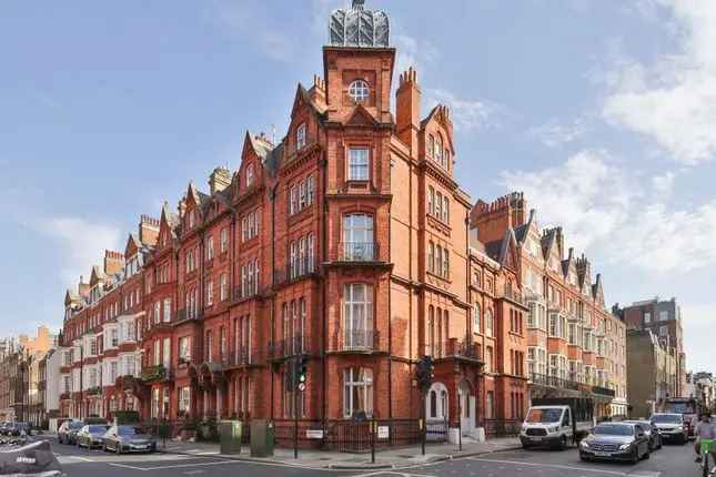 Green Street Duplex for Sale London W1K