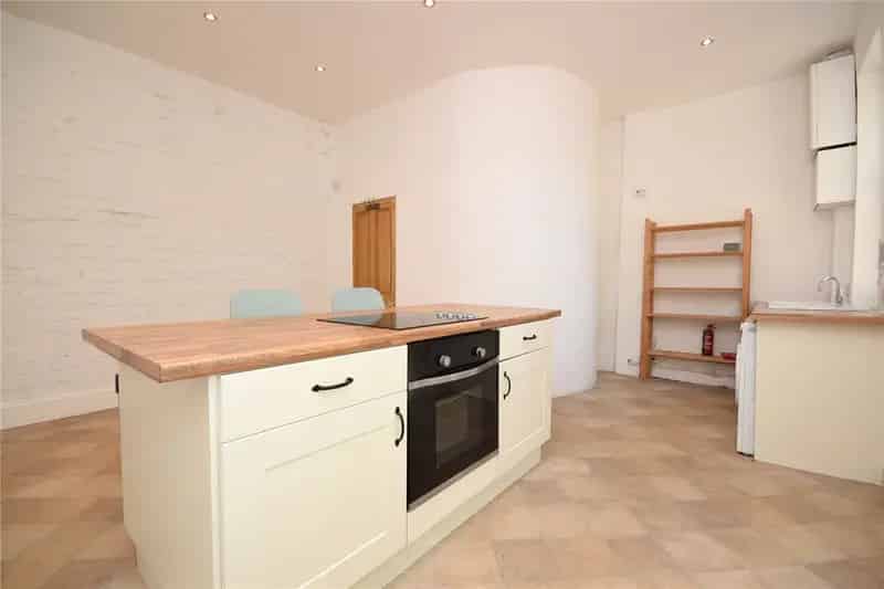 3 Bedroom Edwardian Terrace House For Rent