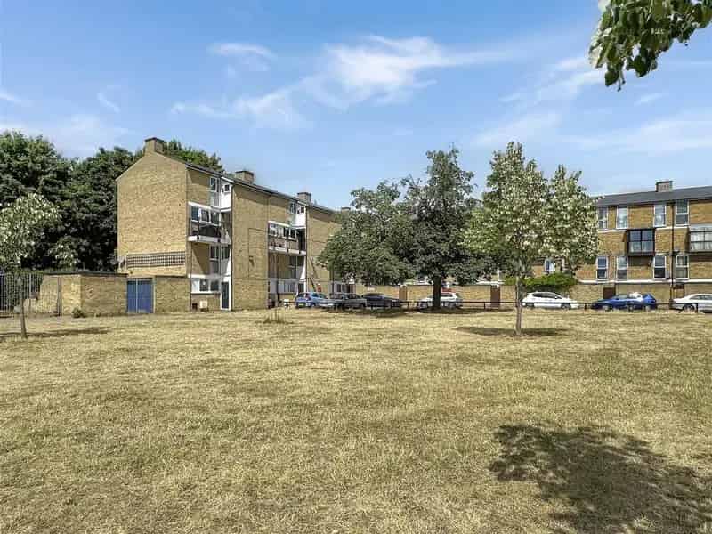 2 Bedroom Duplex Apartment for Sale