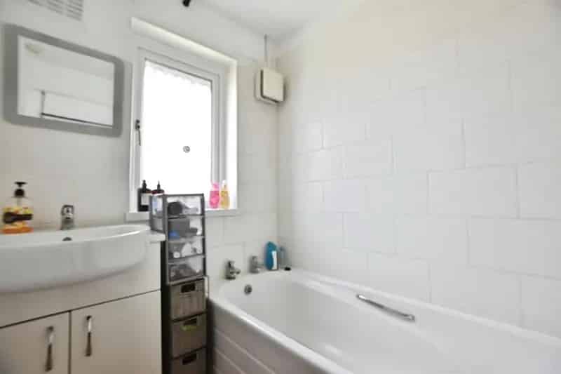 3 bed property for sale