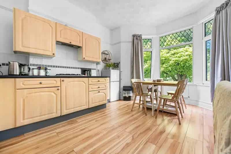 1 Bedroom Apartment Cardiff City Centre Riverside