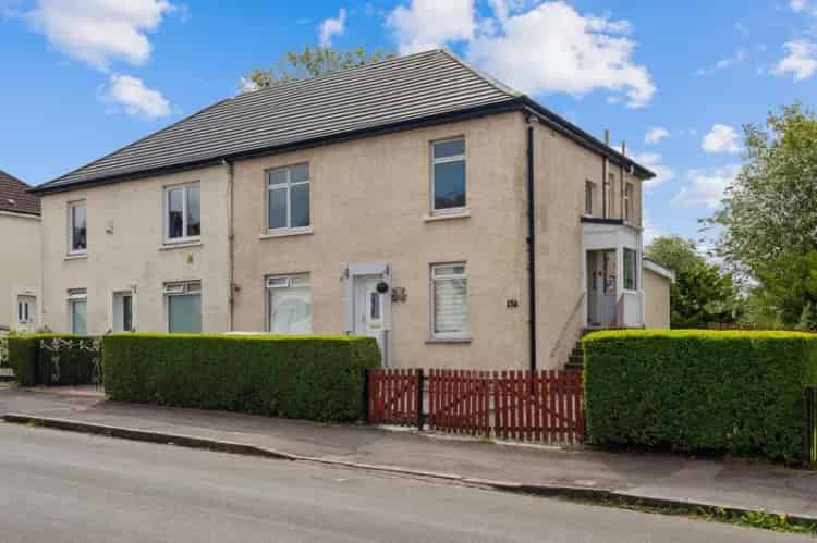 2 Bedroom Flat for Sale in Knightswood
