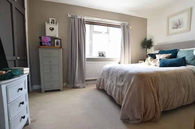 3 Bedroom Mid Terrace House for Sale Middle Littleton Worcestershire