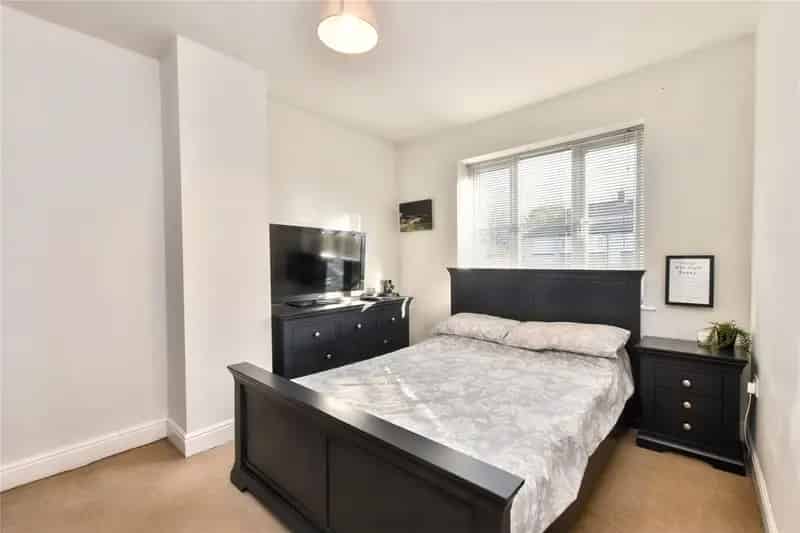 Three Bedroom Terrace House in Calverley