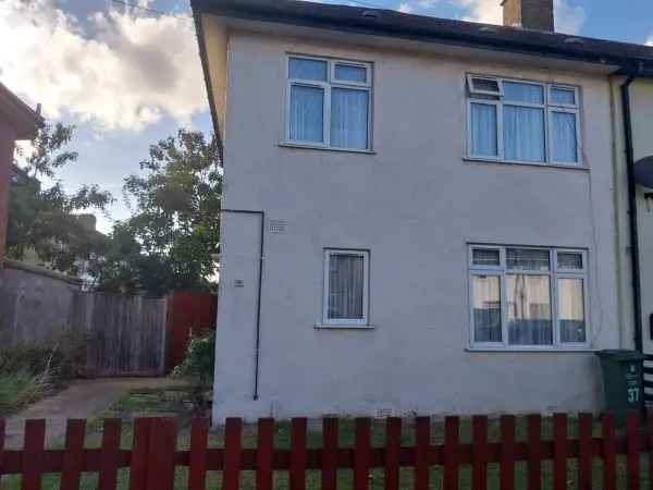 House For Rent in Rochford, England