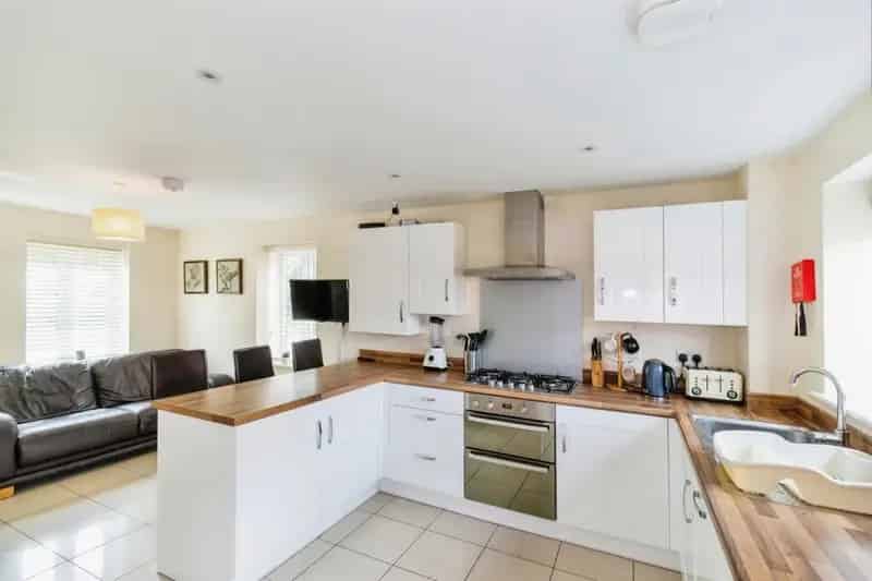 5 Bedroom Detached HMO House For Sale - Investors Only