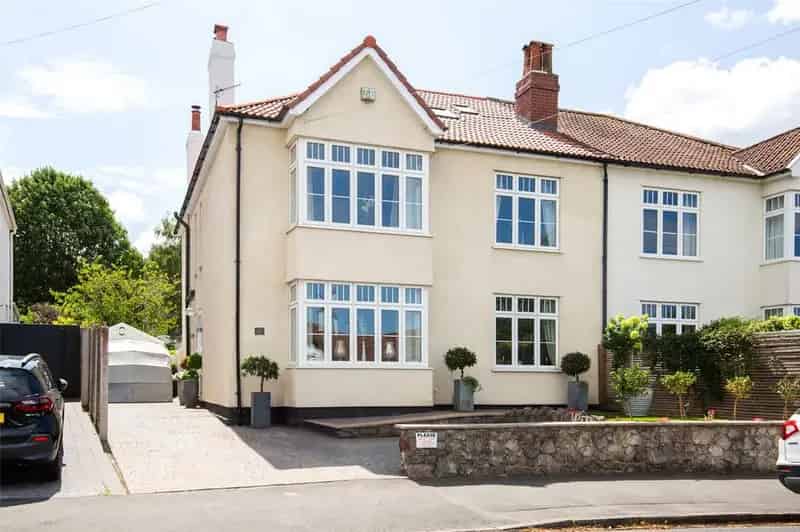 5 Bedroom Semi-Detached House For Sale
