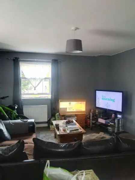 Flat For Rent in Maidstone, England