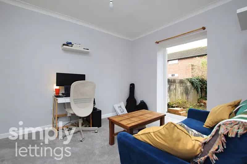 1 Bedroom Flat to Rent Lewes Road Brighton Pet Friendly