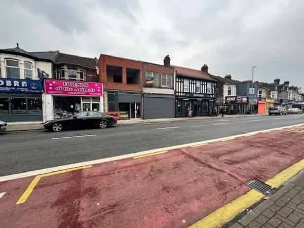 Large Class E Premises 204.4 sq m 2201 sq ft