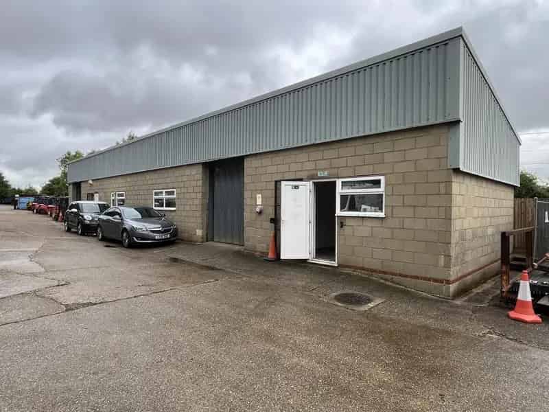 Secure Modern Industrial Unit To Let