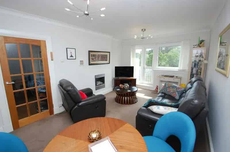 2 Bedroom Flat for Sale in Cardonald Glasgow