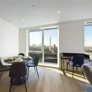 2-Bed Luxury Apartment Birmingham Canal Views Gym Cinema