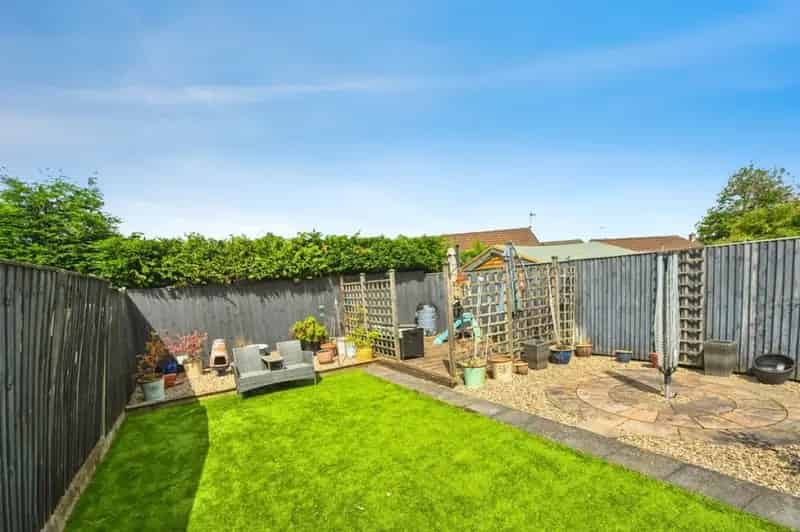 3 Bedroom House For Sale