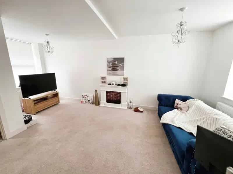 2 Bedroom End Terrace House Investment Opportunity