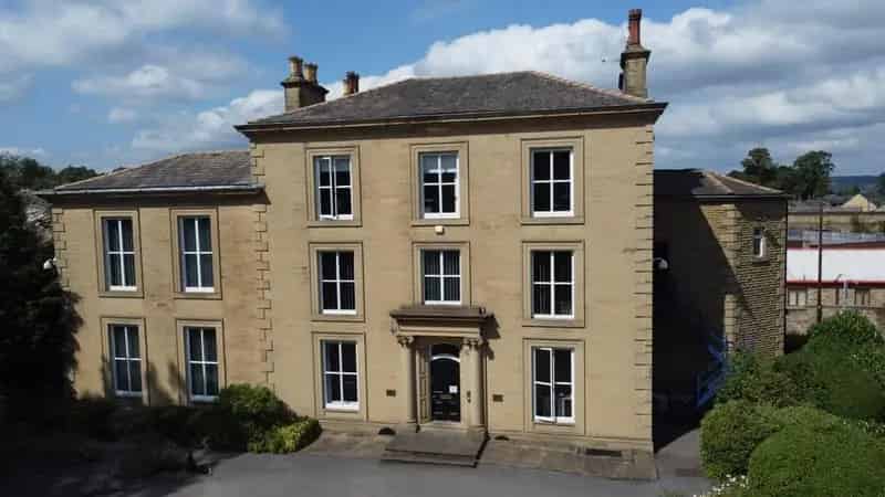 Serviced Offices in Grade II Listed Building