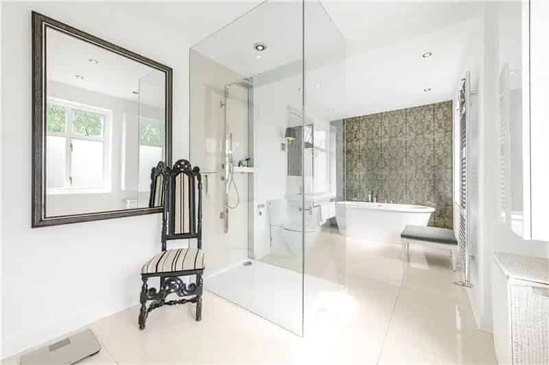 5 Bedroom House Barnes River Thames Family Home