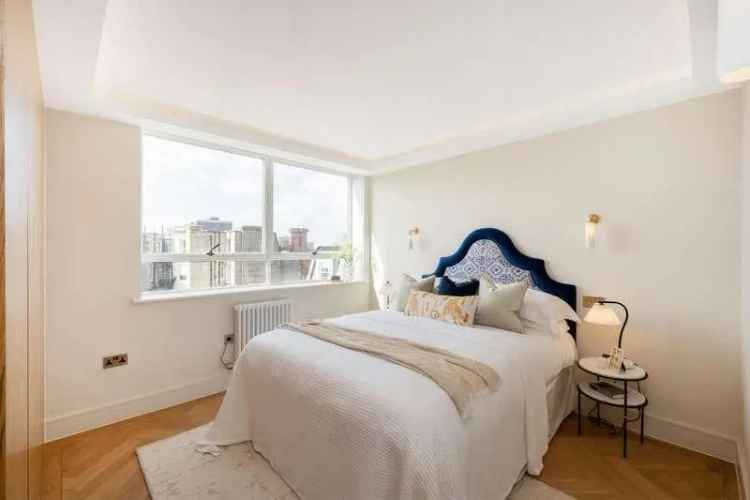3 Bed 3 Bath Sub Penthouse Apartment for Sale in Central London