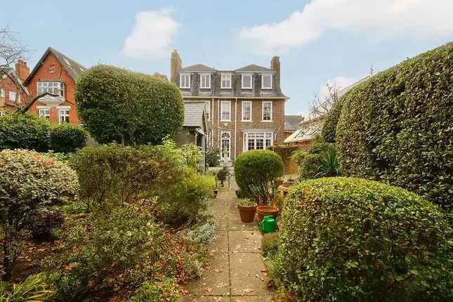 9 Bedroom Detached House Wimbledon Village SW19