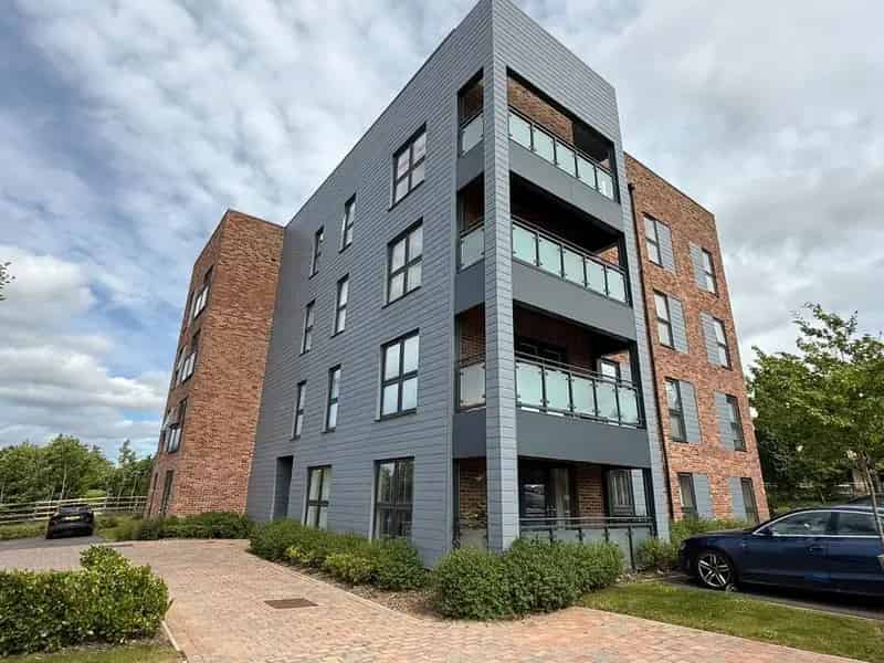 1 Bedroom Flat for Sale Shared Ownership Option Available