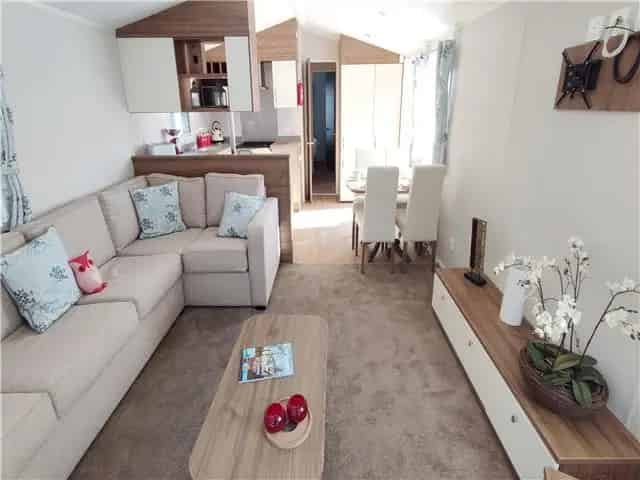 2 Bedroom Park Home for Sale