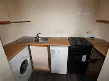 2 Bedroom Flat 61m² Aberdeen Torry Furnished Double Glazed