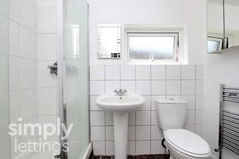 3 Bedroom House to Rent Lewes Road Brighton Families Only