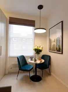 125m² Stylish Notting Hill Studio Flat