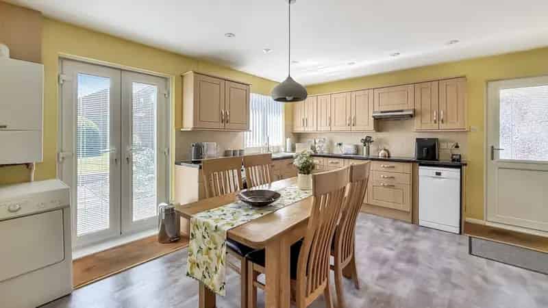 2 Bedroom Detached Bungalow For Sale Westbury