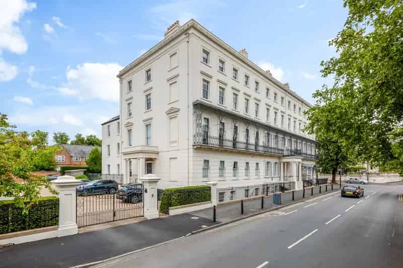 Apartment for sale with 3 bedrooms, Newbold House, Leamington Spa