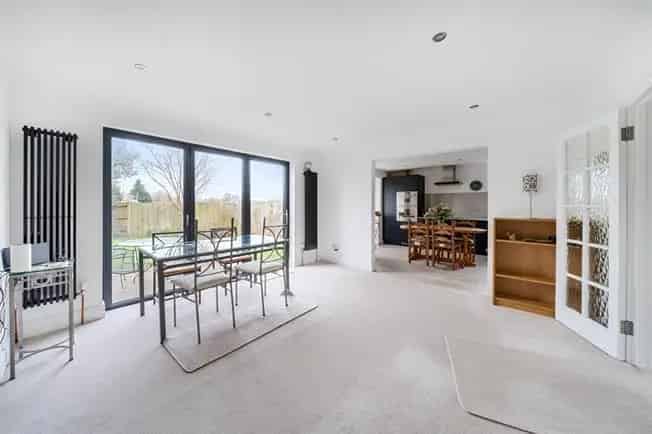 4 Bedroom Detached House to Rent