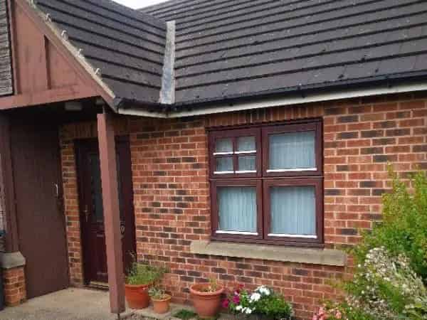 Two Bedroom Bungalow near Transport Links