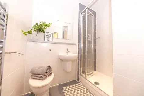 1 Room Studio Flat 31m² Manchester Baltic Triangle 9th Floor Fully Furnished