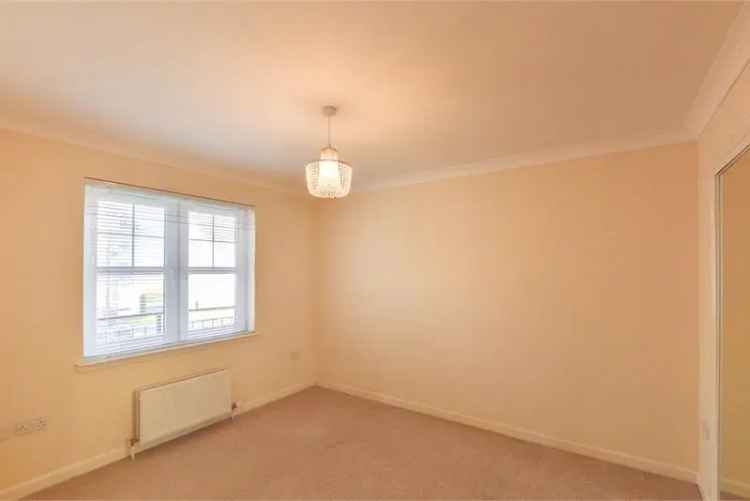 1 Bed Flat - First Floor with 1 Reception Room