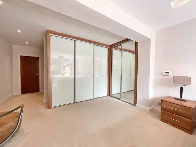 5 Bed Dormer Bungalow Near Southport Golf Links