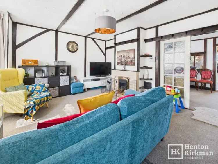 2 Bedroom Detached Bungalow for Sale