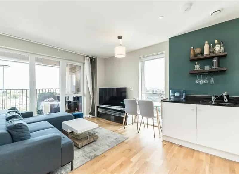 Luxury 2-Bed Apartment in West Greenwich with Panoramic London Views