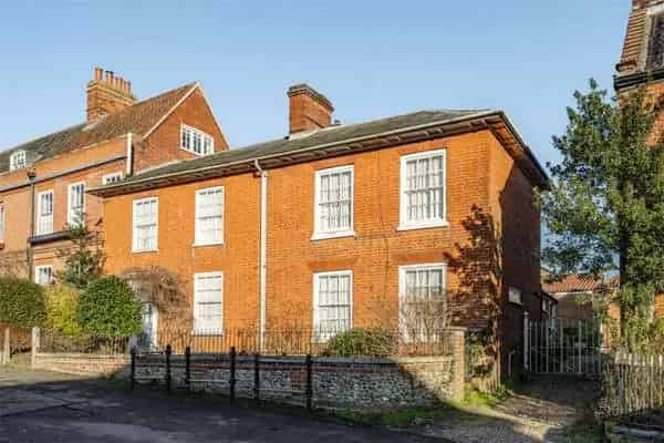 The Old Bakery Reepham 17th Century House with Coach House and Garden