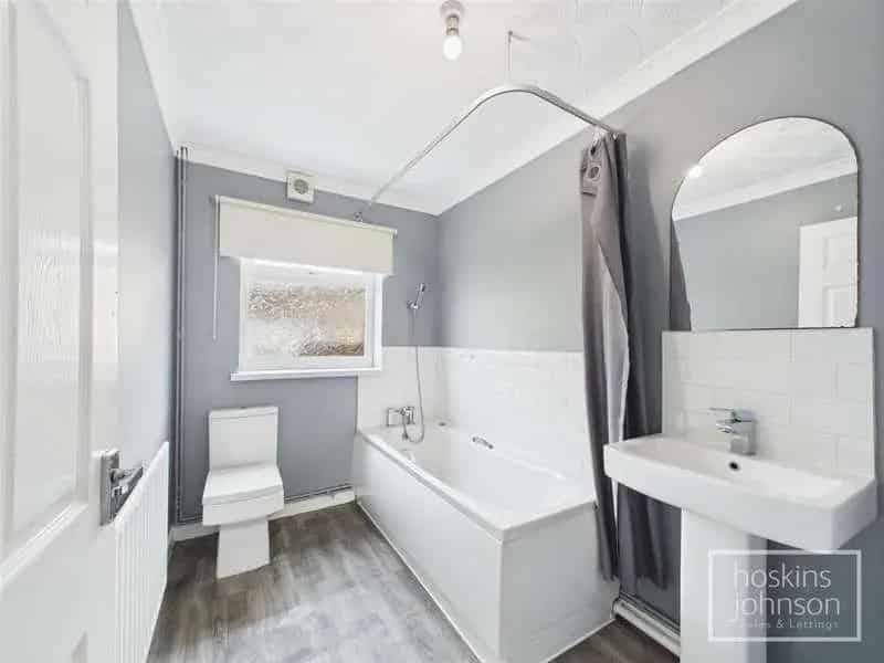 3 Bed House for Sale in Trallwn