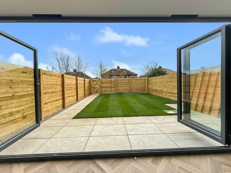 3 Bedroom Semi Detached House for Sale Scarborough YO12