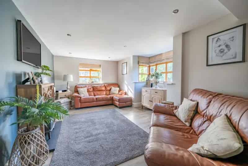 5 Bedroom Detached House for Sale in Alvechurch