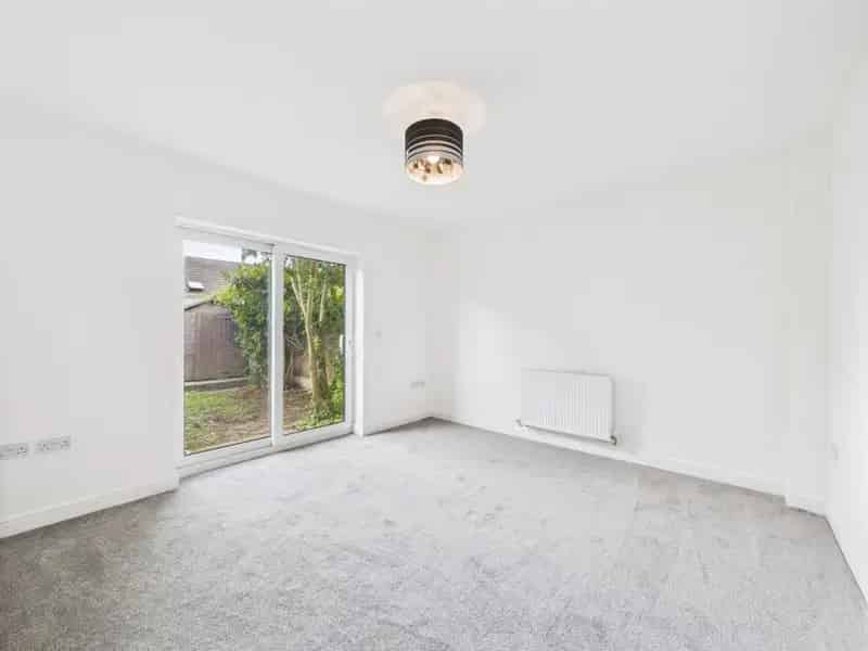 3 Bedroom Townhouse For Sale Near Lincoln University