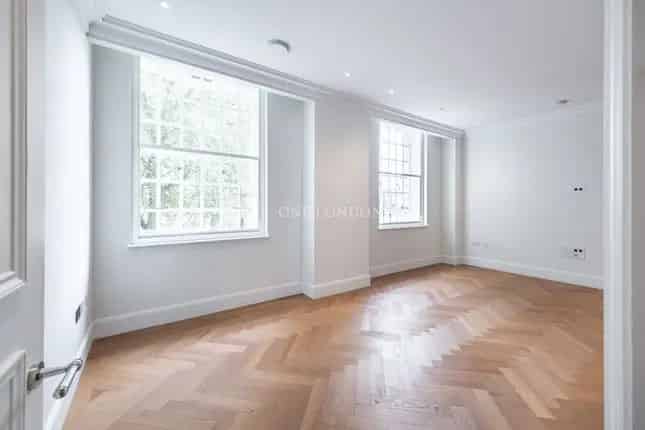 Flat for Sale in Millbank Westminster London SW1P