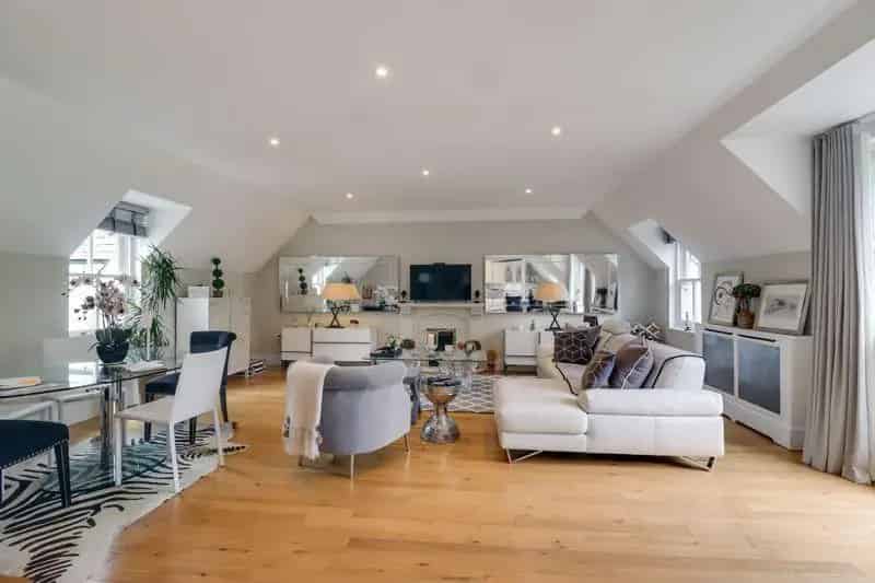 2 Bed Flat for Sale Ascot Windsor