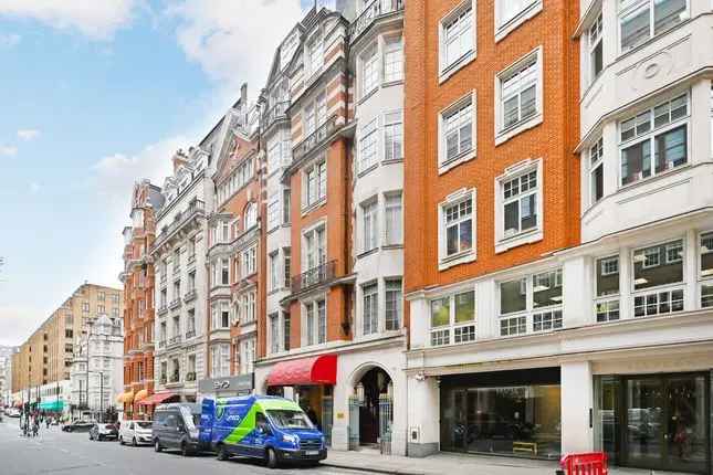 Flat for sale in Berkeley Street, London W1J