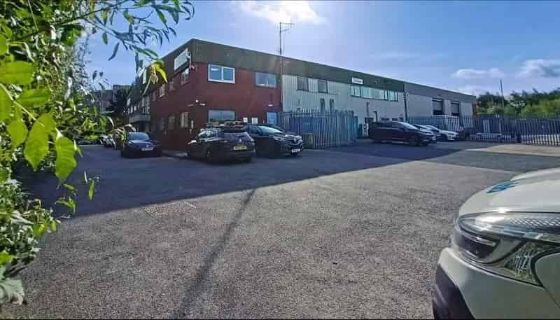 Warehouse Industrial Unit with Secure Yard and High-Quality Offices