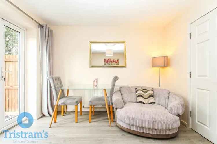 3 Bedroom Townhouse For Rent